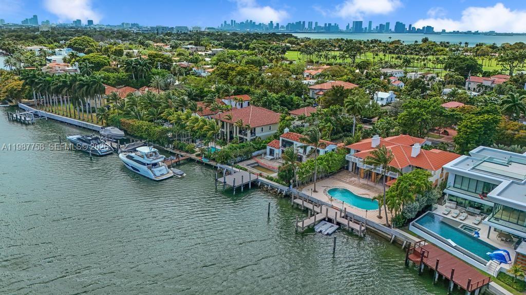 5661 Pine Tree Dr # 0