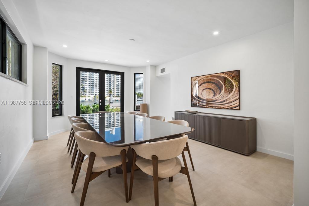 5661 Pine Tree Dr # 0