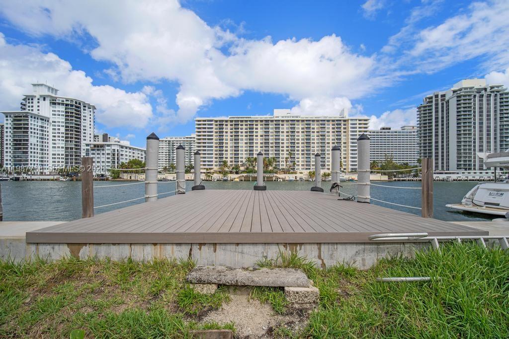 5661 Pine Tree Dr # 0