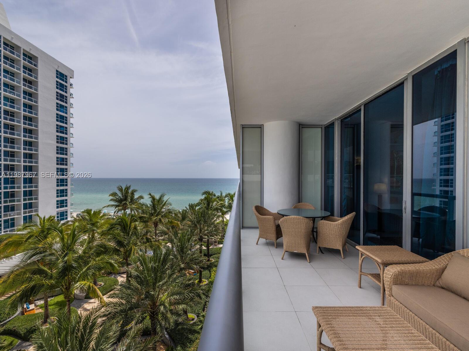6799 Collins Ave # 501