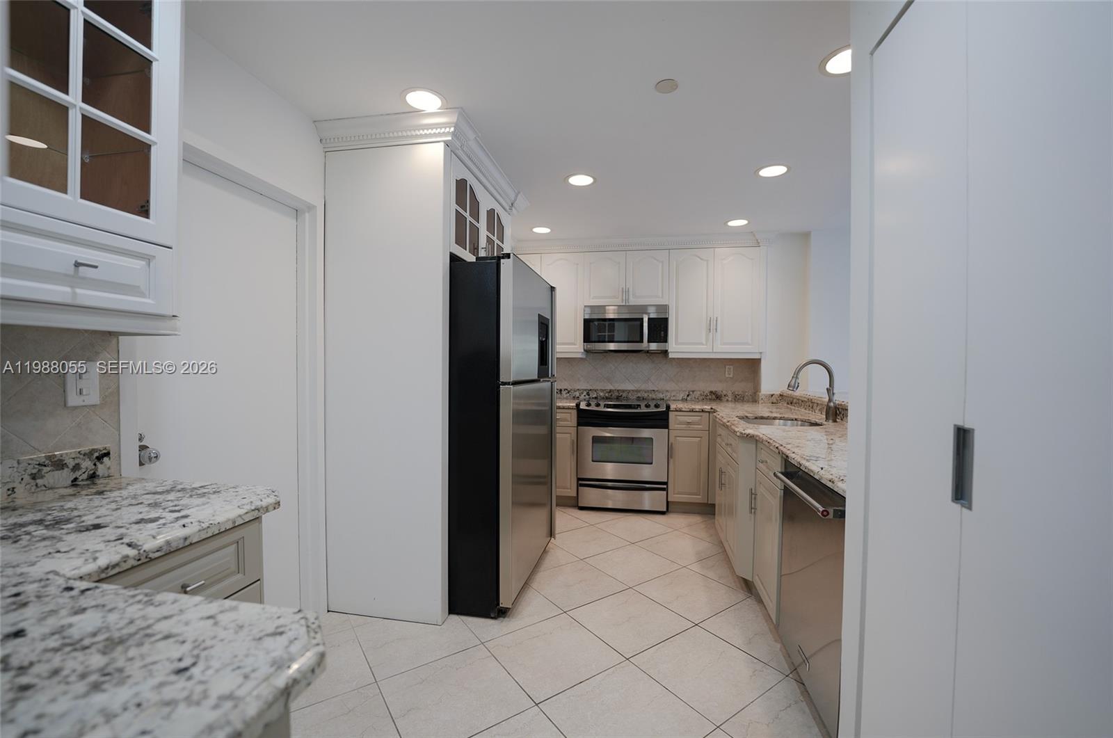 151 Crandon Blvd # 320