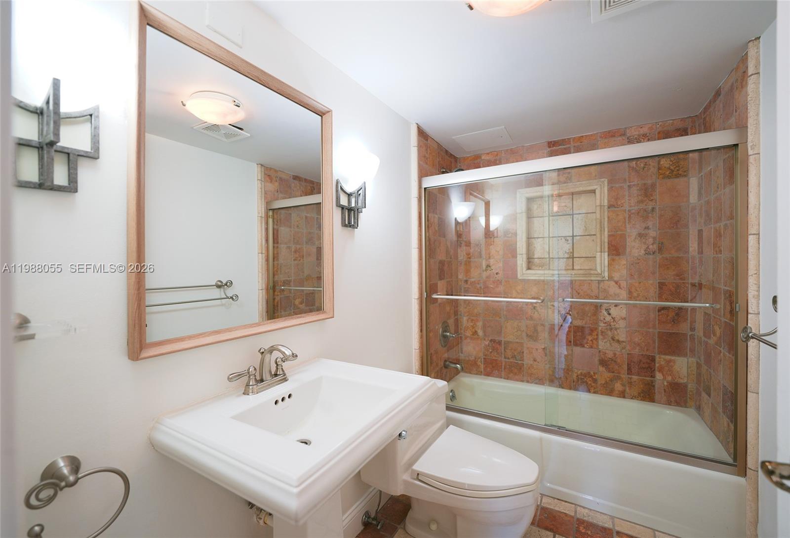 151 Crandon Blvd # 320