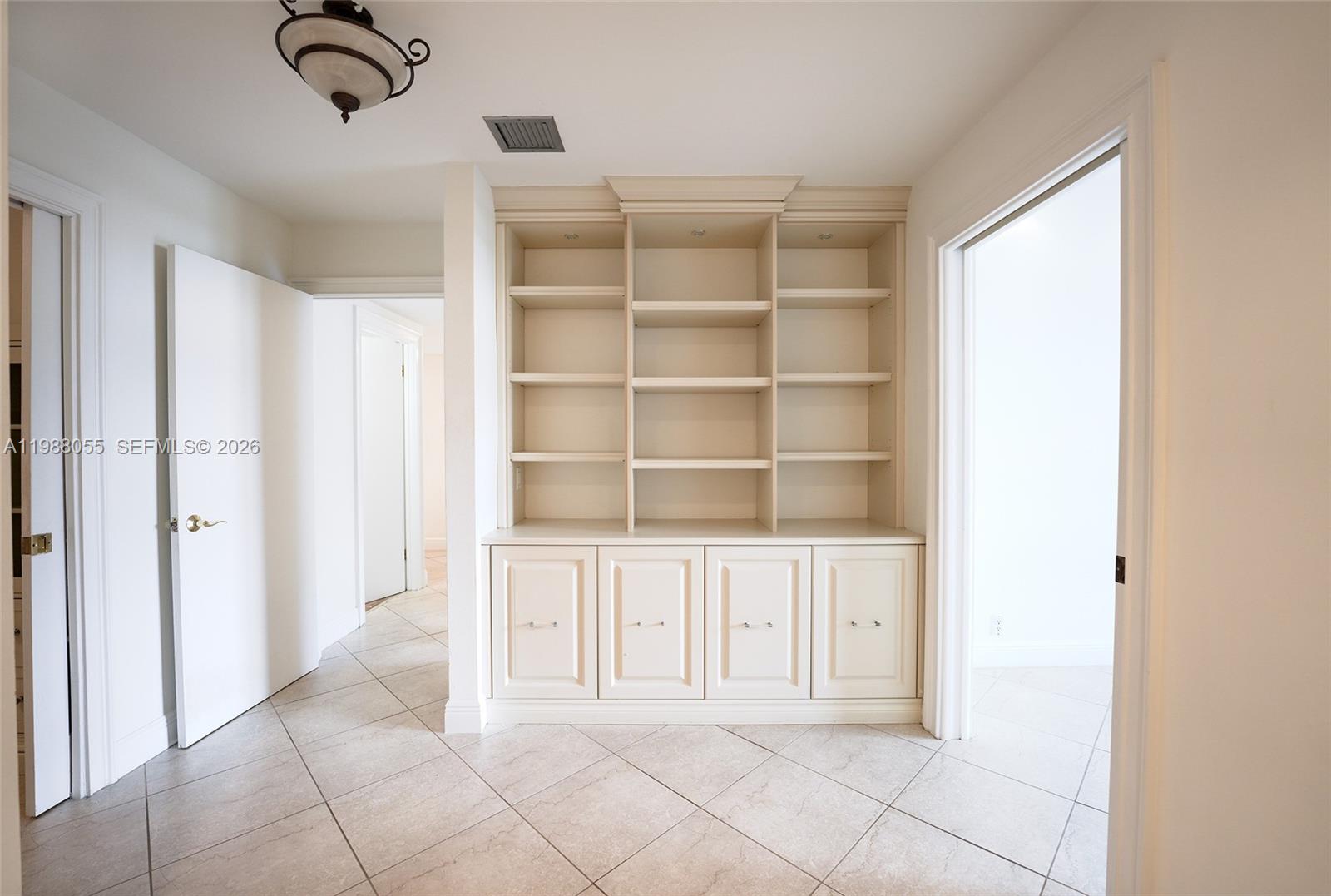 151 Crandon Blvd # 320