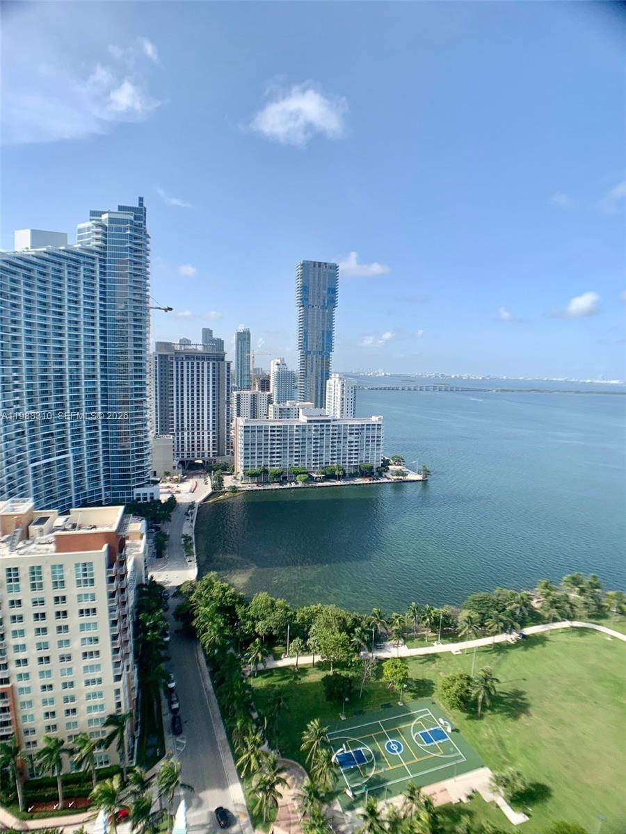 1900 N Bayshore Dr # 2606