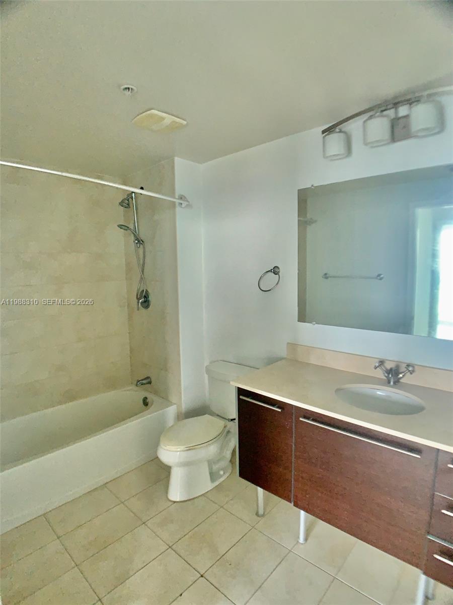 1900 N Bayshore Dr # 2606