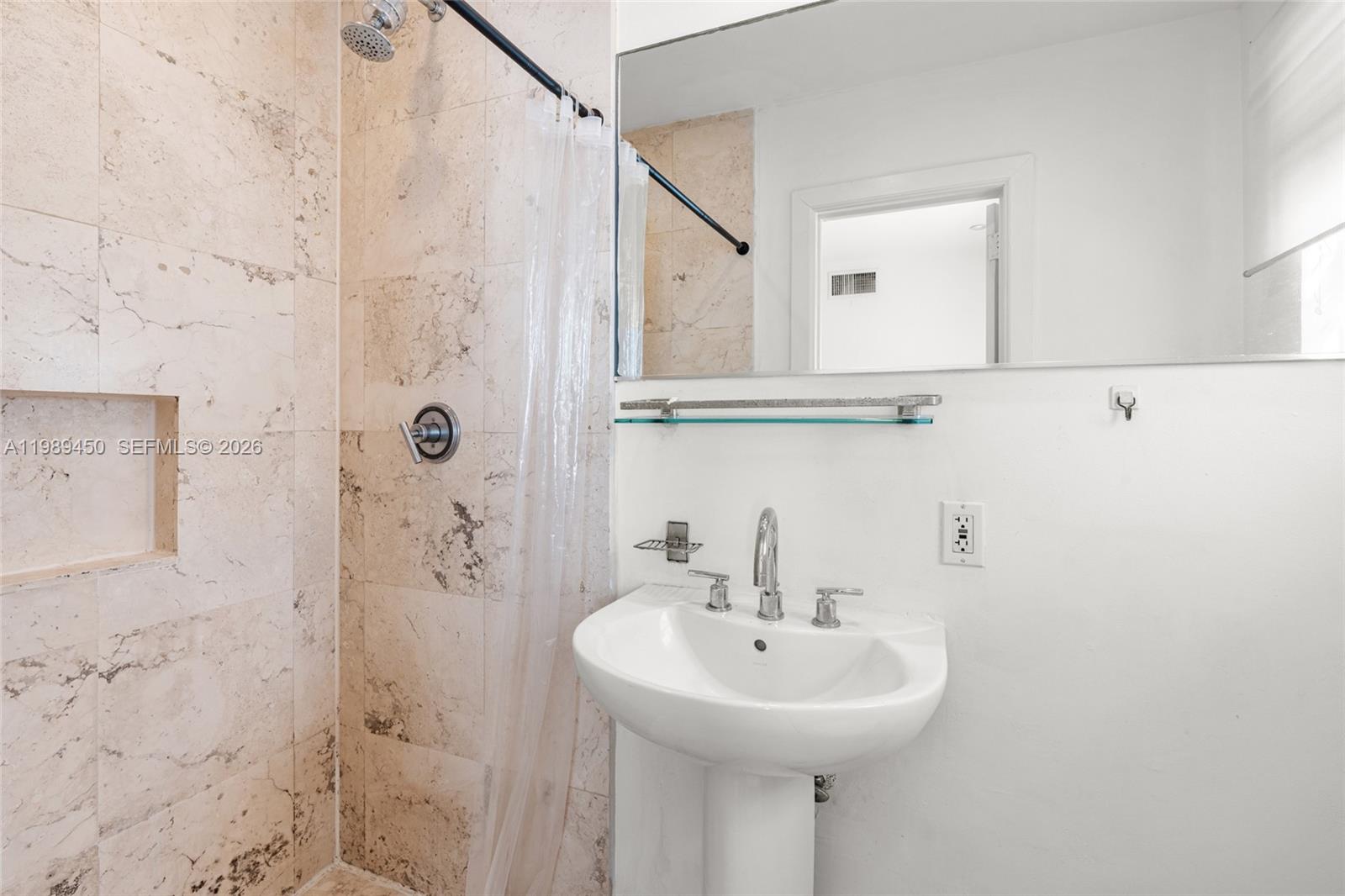 1211 Pennsylvania Ave # E1