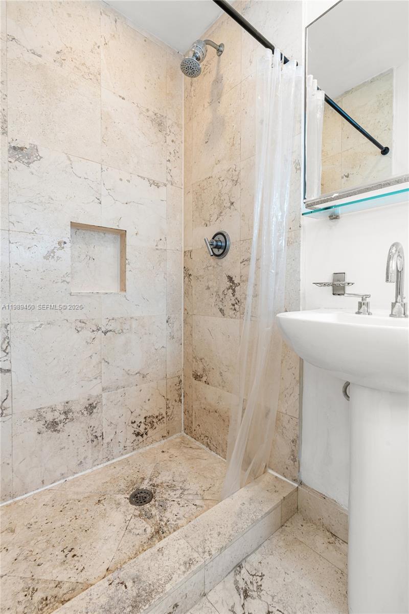 1211 Pennsylvania Ave # E1