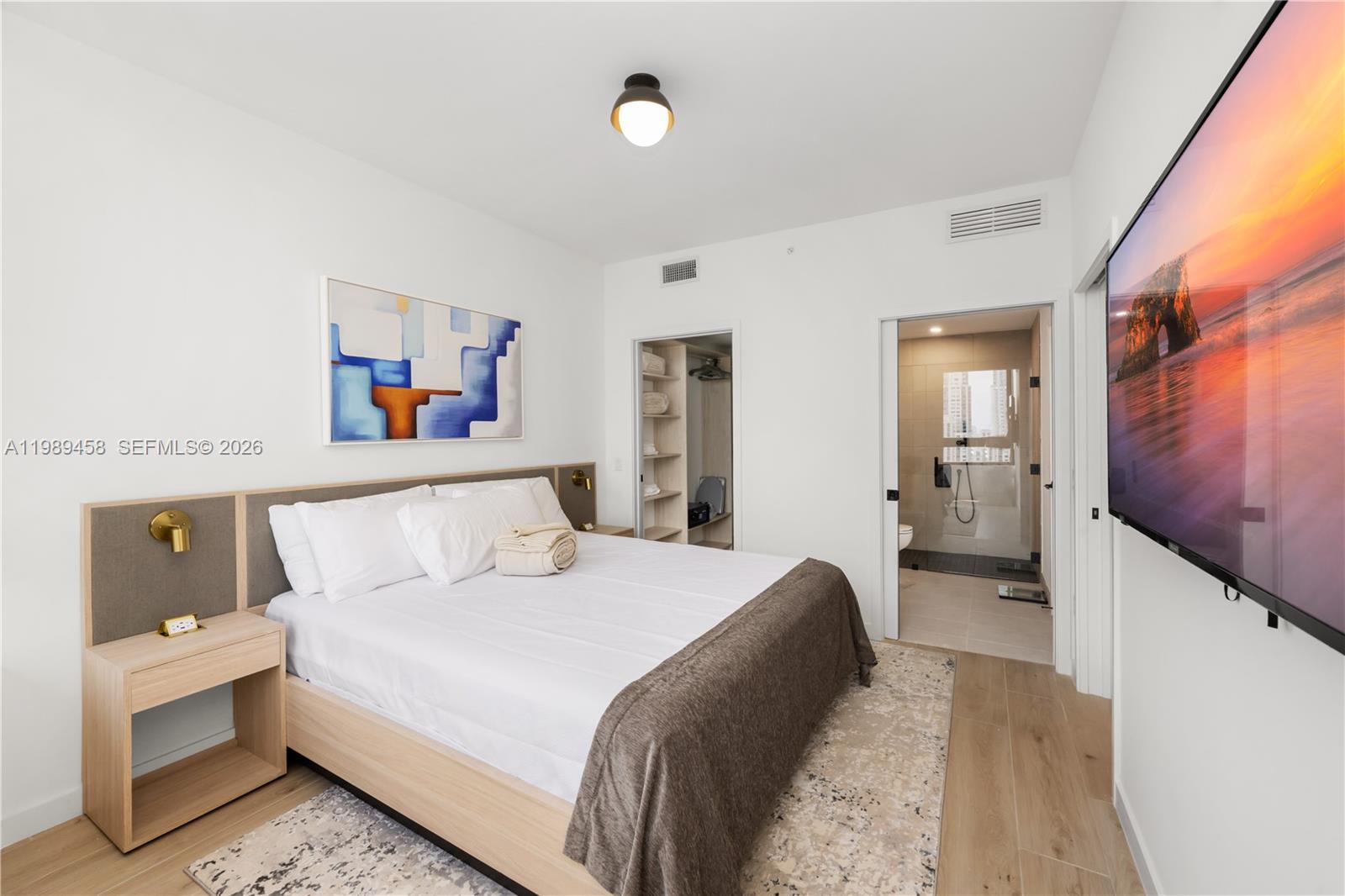 225 N Miami Ave. Unit: 3107