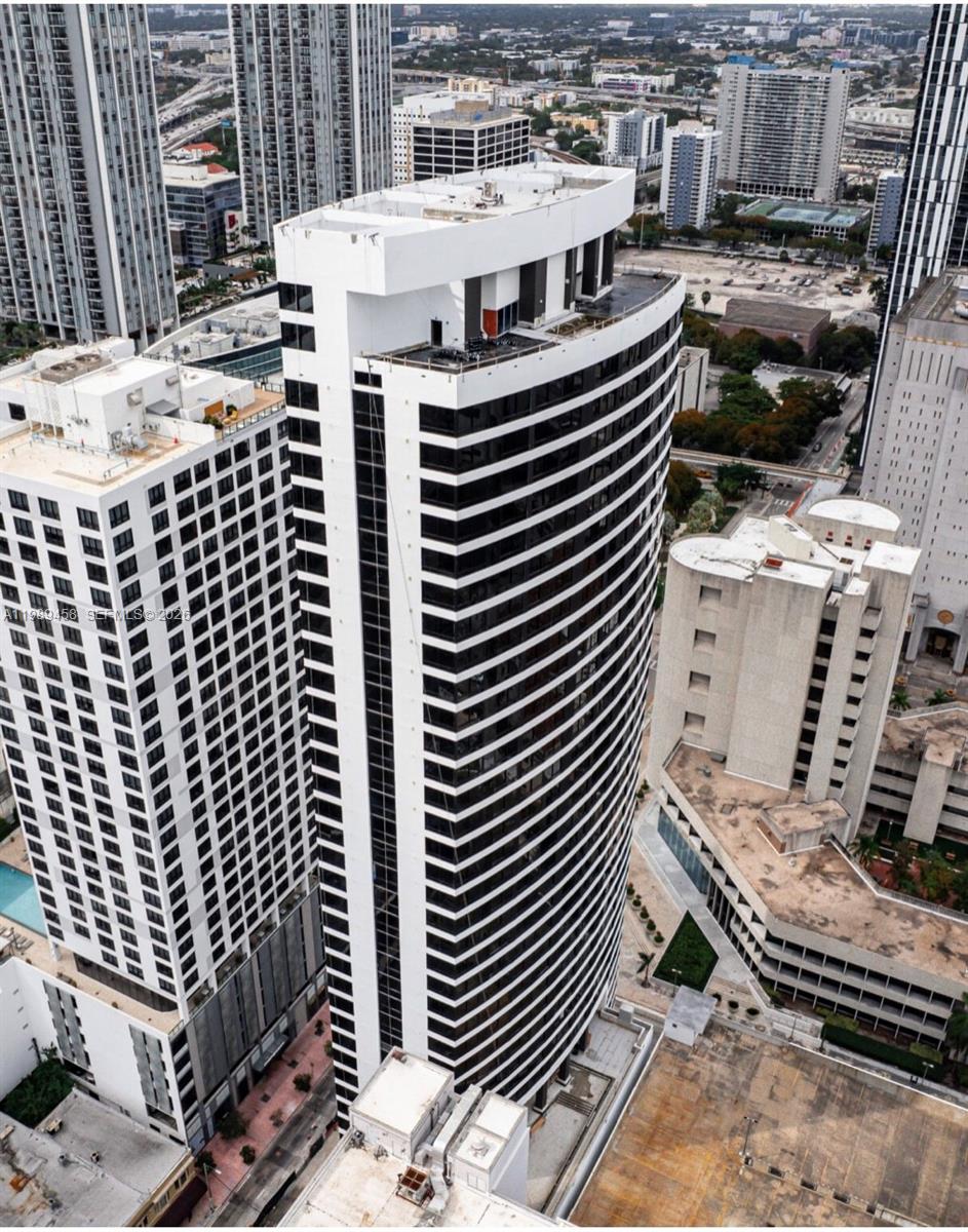 225 N Miami Ave. Unit: 3107