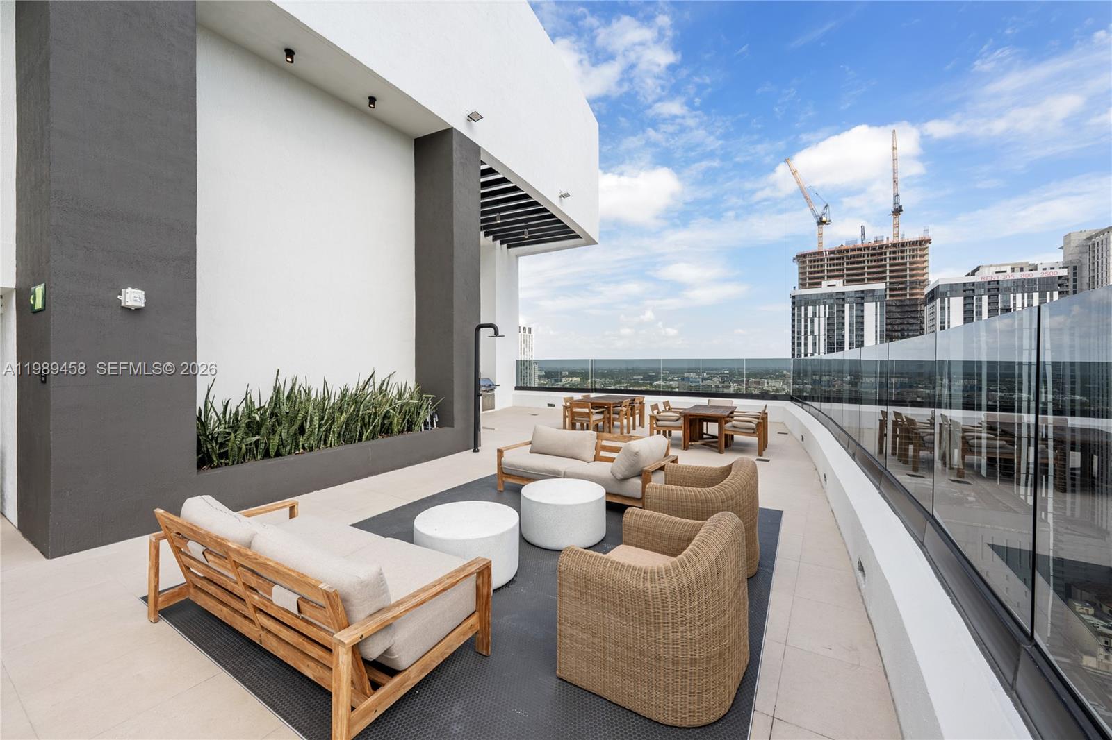 225 N Miami Ave. Unit: 3107