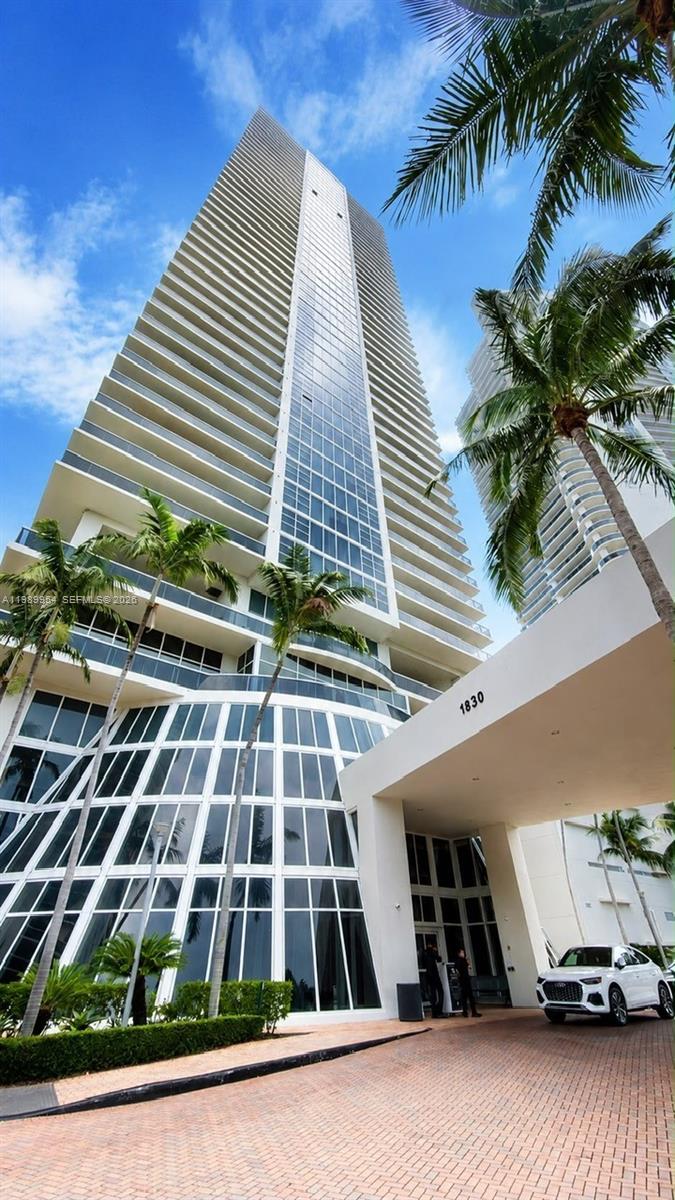 1830 S Ocean Dr # 4010