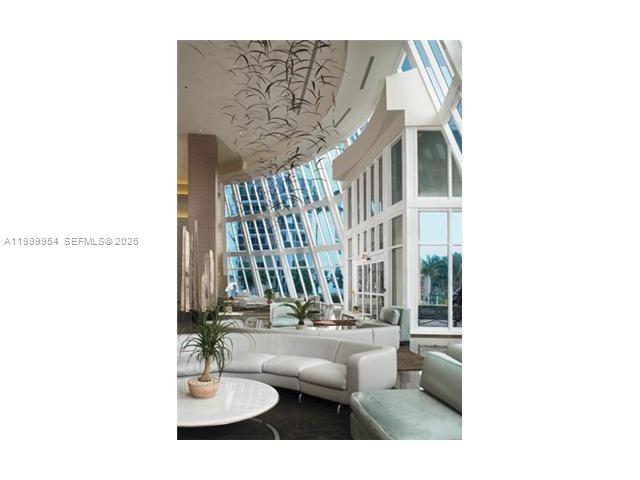 1830 S Ocean Dr # 4010