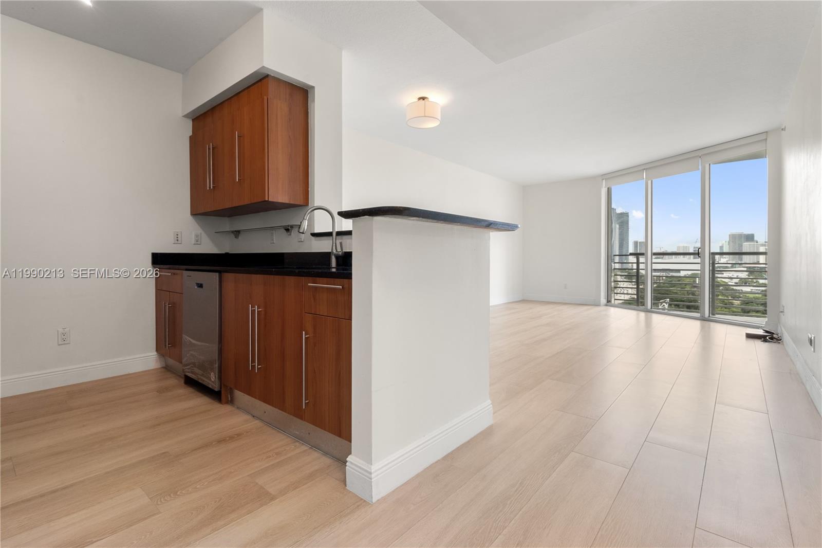 325 S Biscayne Blvd # 1718