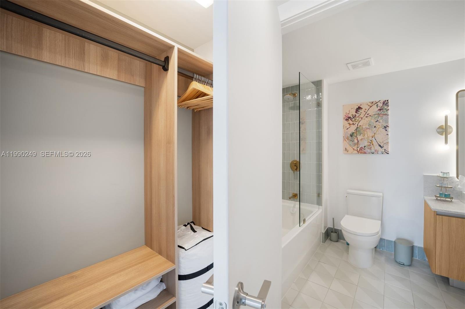 159 NE 6th St # 2607