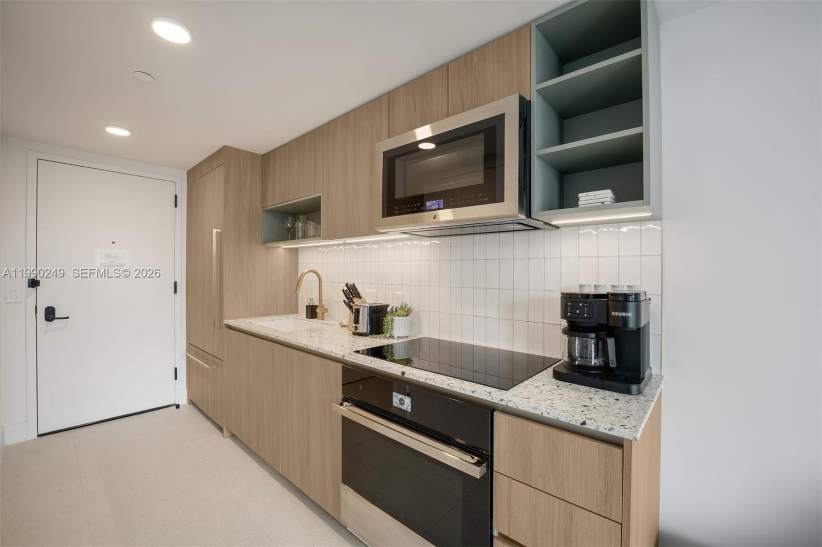 159 NE 6th St # 2607