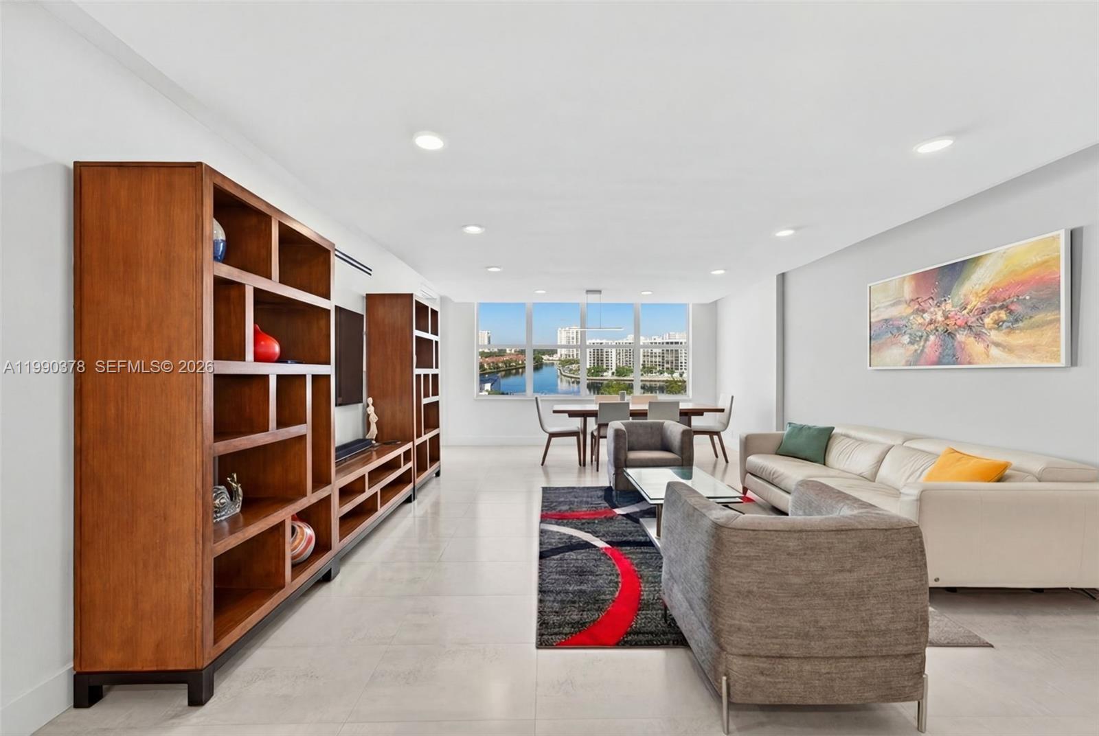 3725 S Ocean Dr # 1024