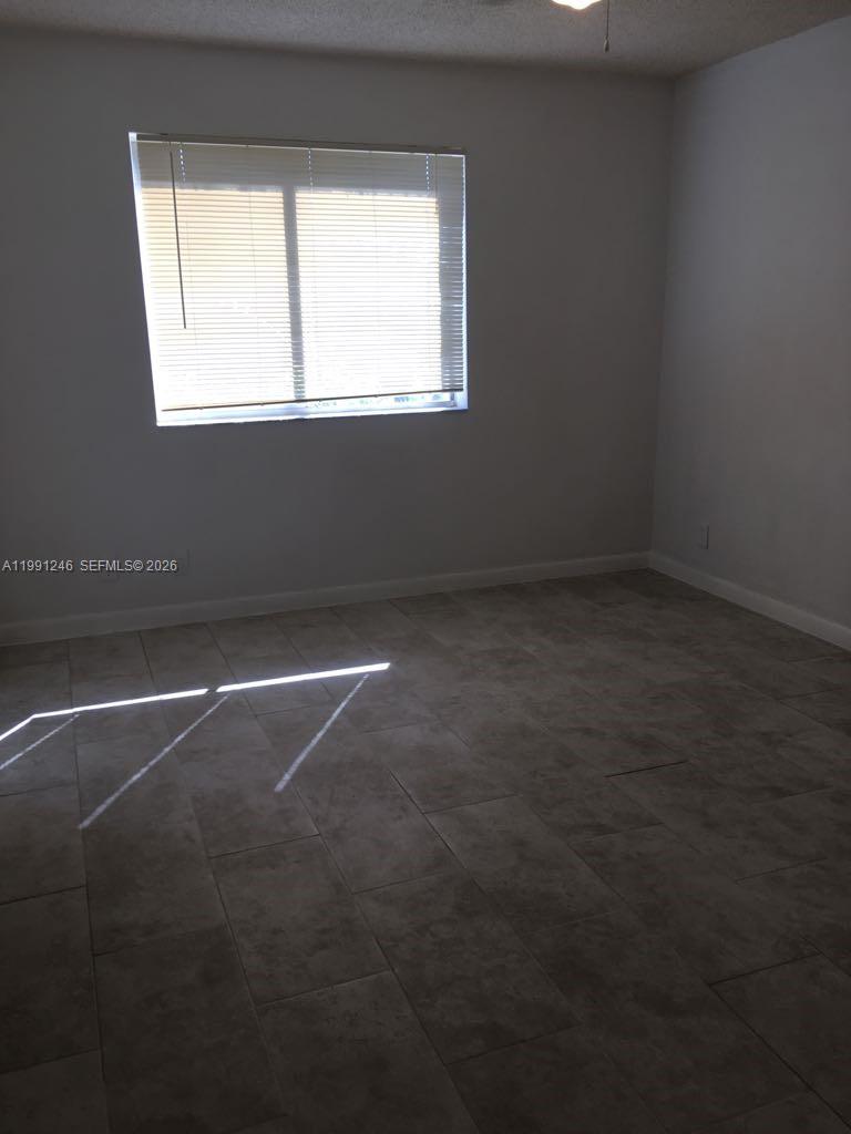 719 Gardens Dr # 106