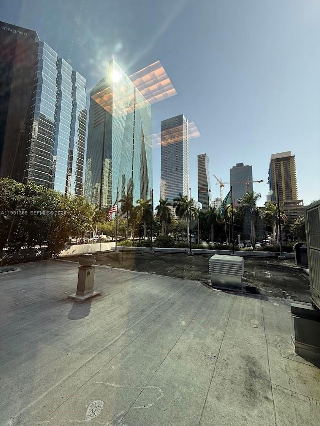 1200 Brickell Ave Unit: 200 D/E/F