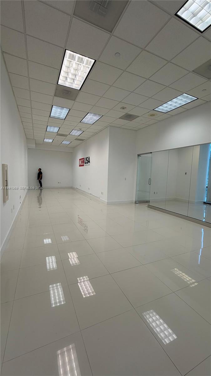 1200 Brickell Ave Unit: 200 D/E/F