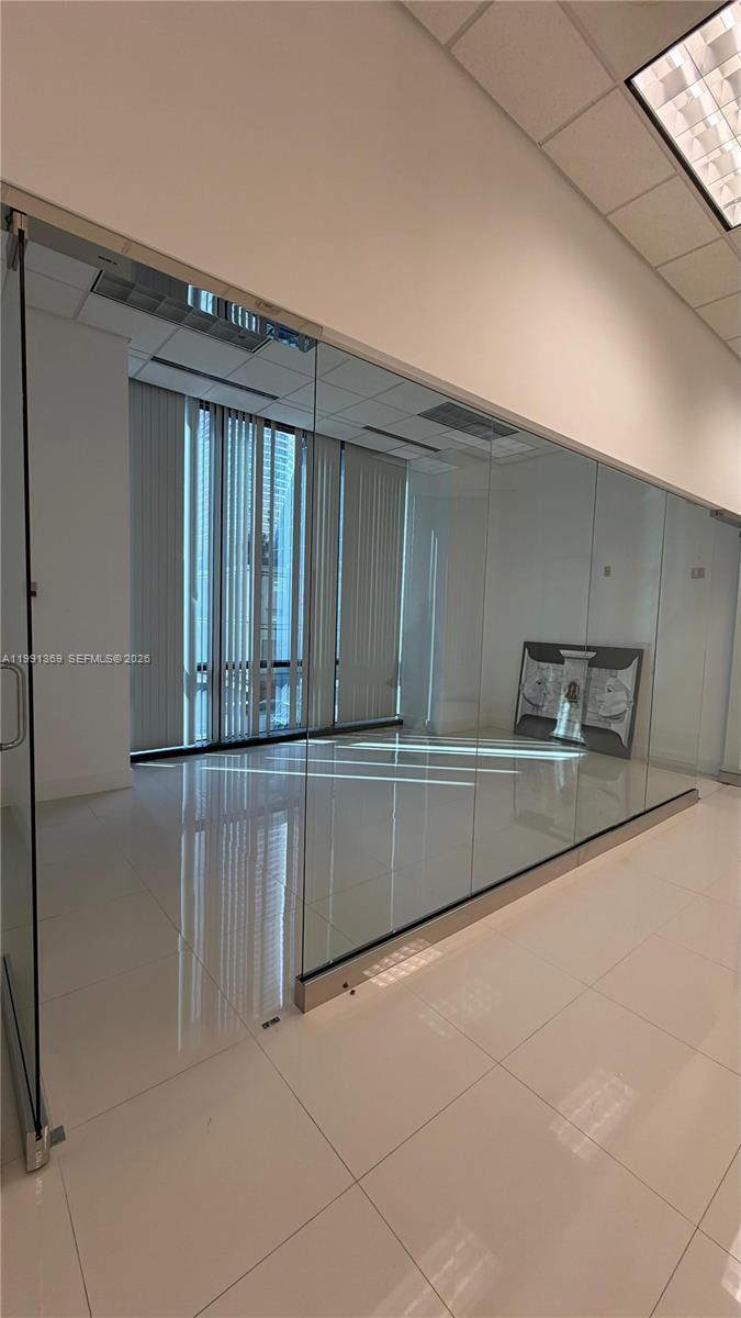 1200 Brickell Ave Unit: 200 D/E/F