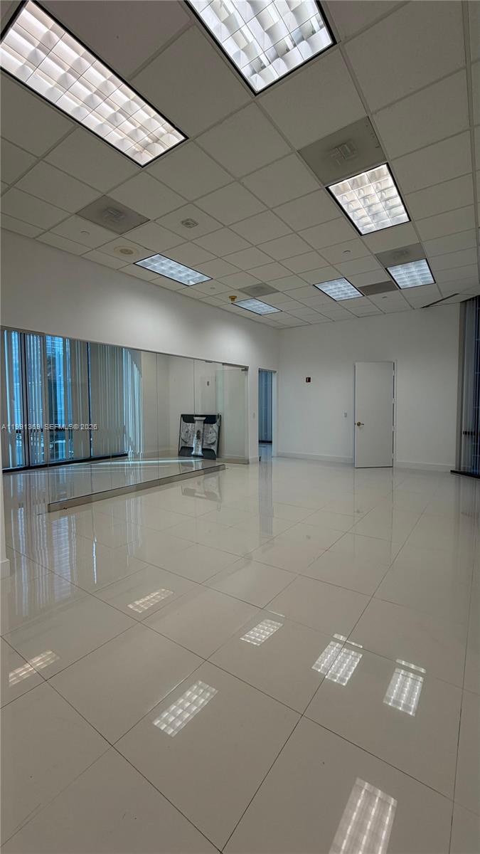 1200 Brickell Ave Unit: 200 D/E/F