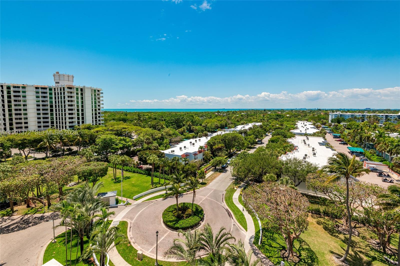 600 Grapetree Dr Unit: 9GN