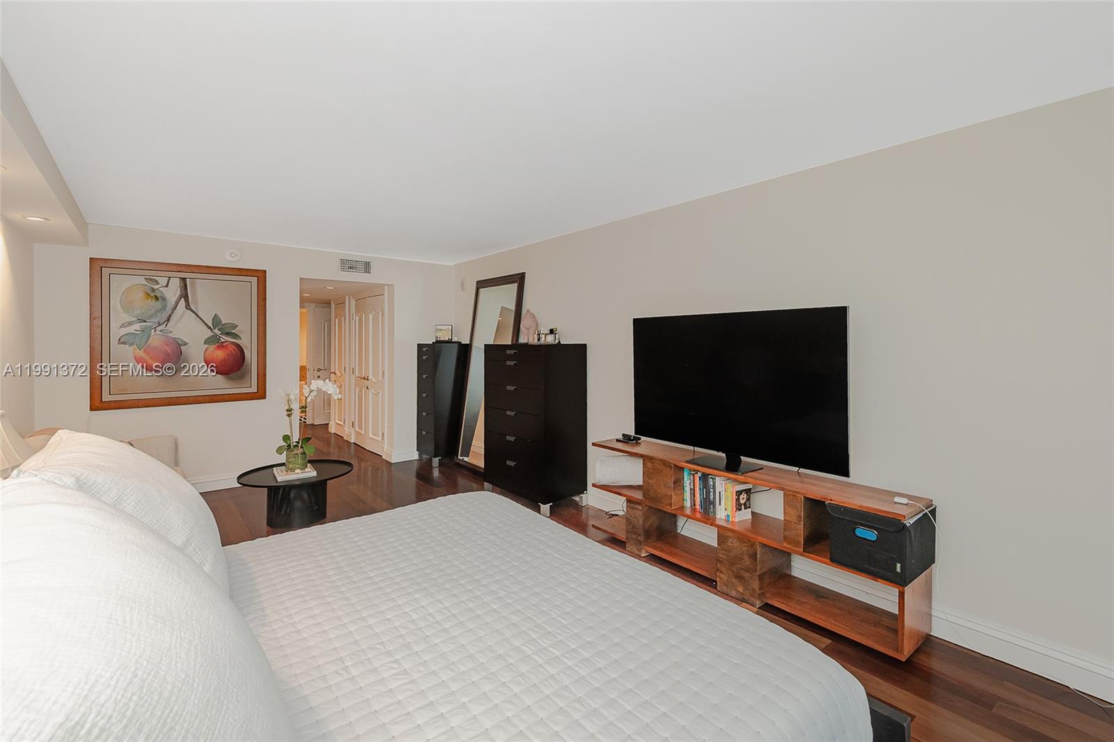 600 Grapetree Dr Unit: 9GN