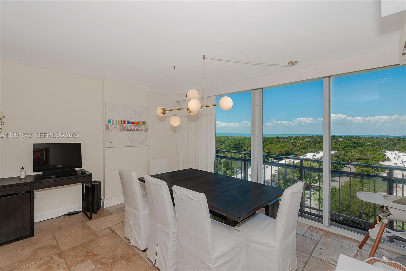 600 Grapetree Dr Unit: 9GN