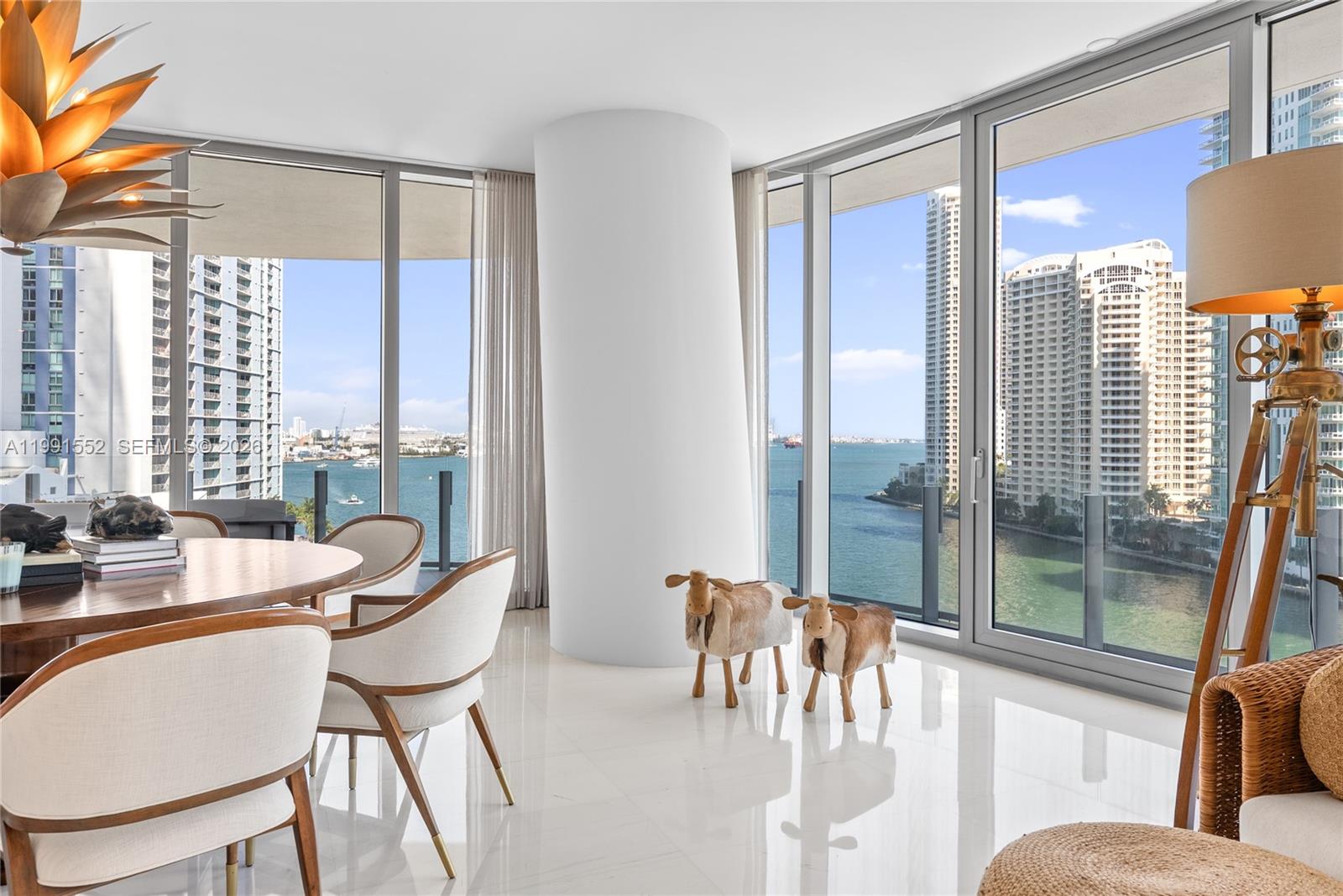 300 Biscayne Boulevard Way # 901E