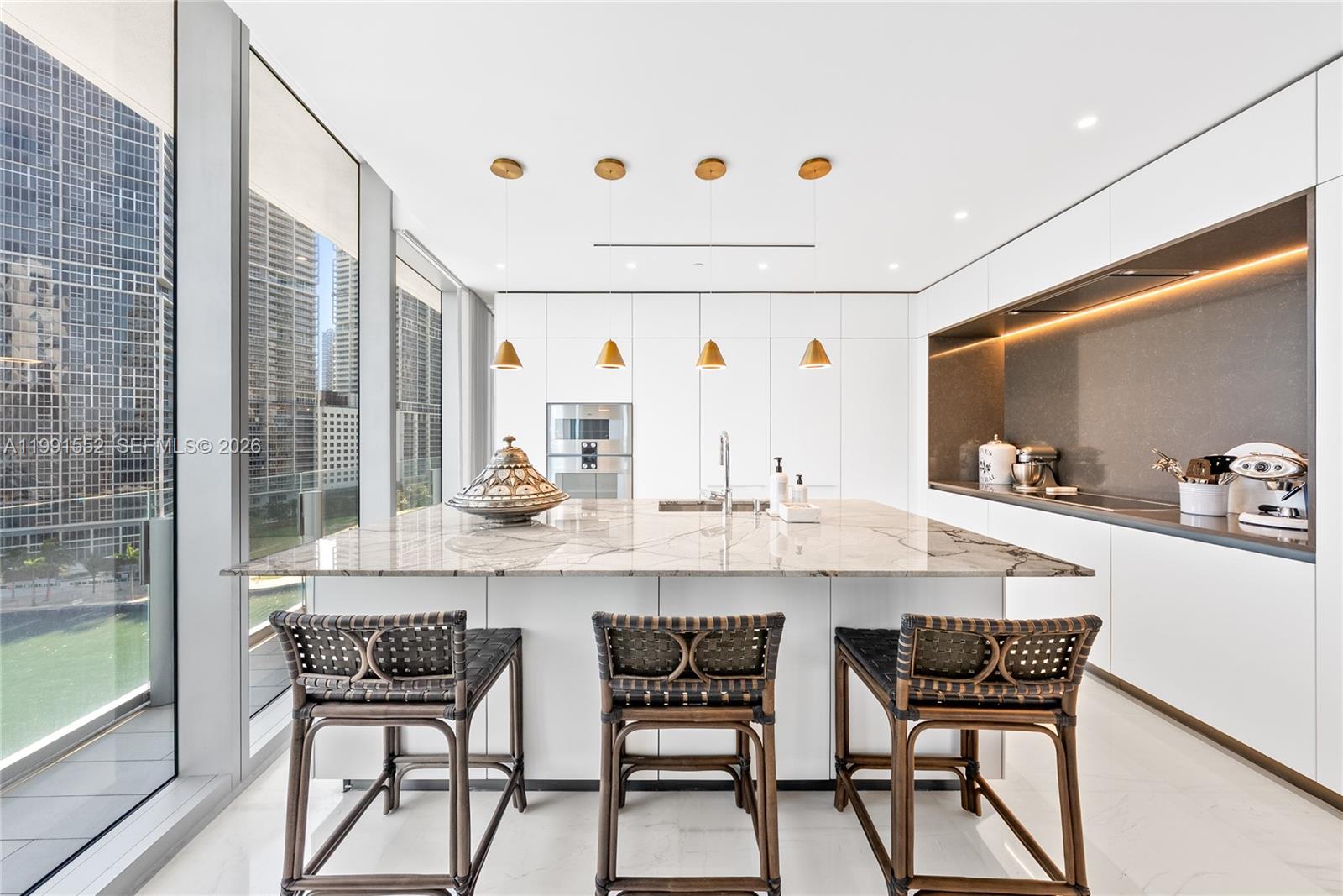 300 Biscayne Boulevard Way # 901E