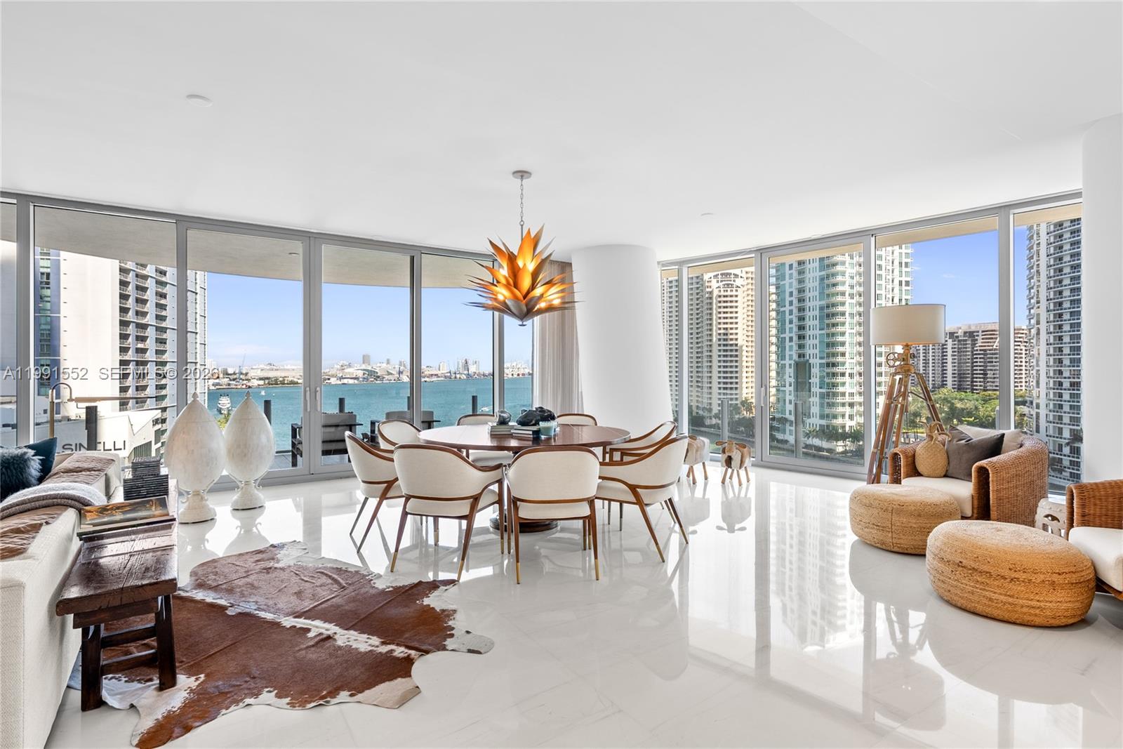 300 Biscayne Boulevard Way # 901E