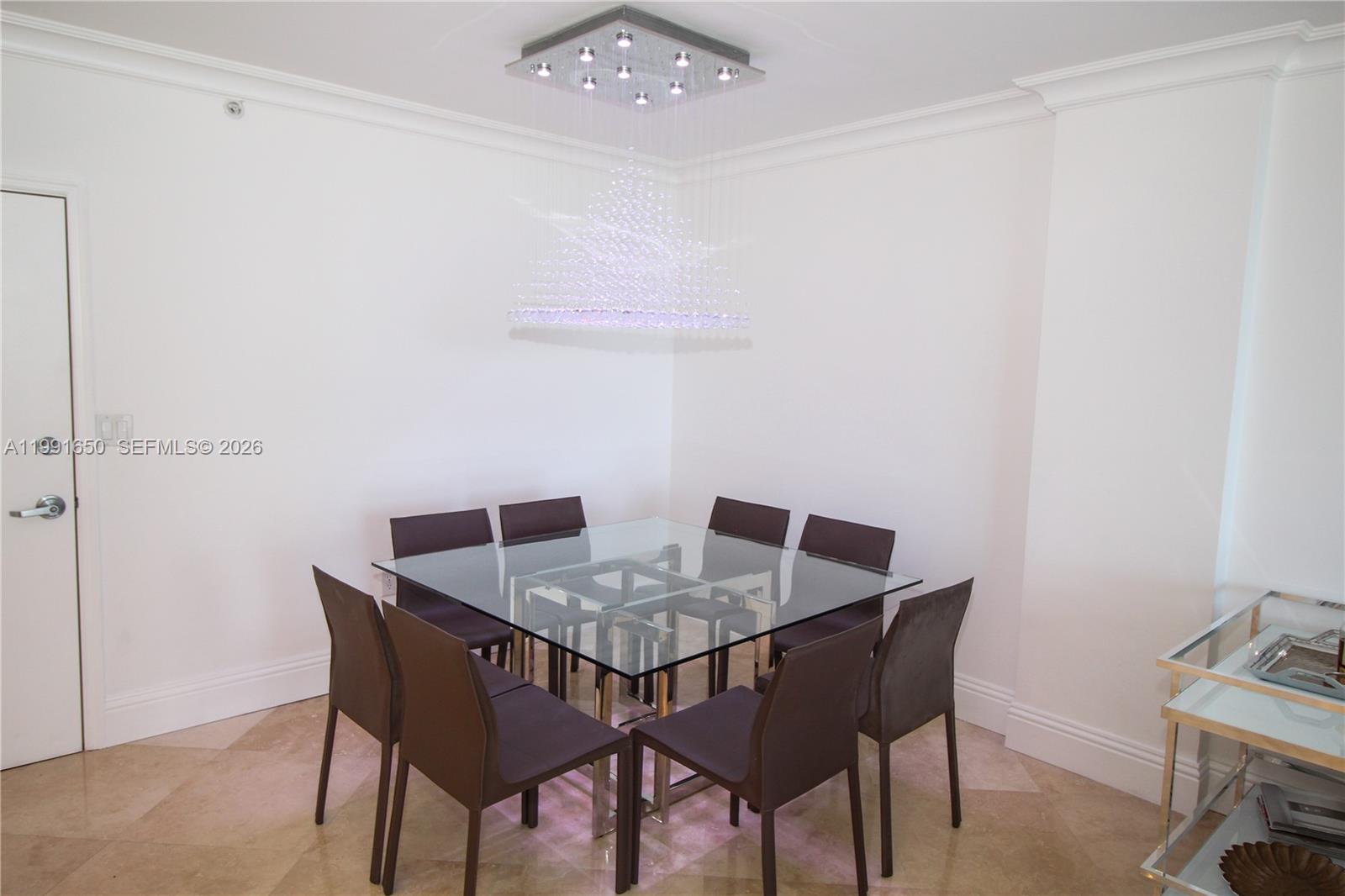 10275 Collins Ave # 833