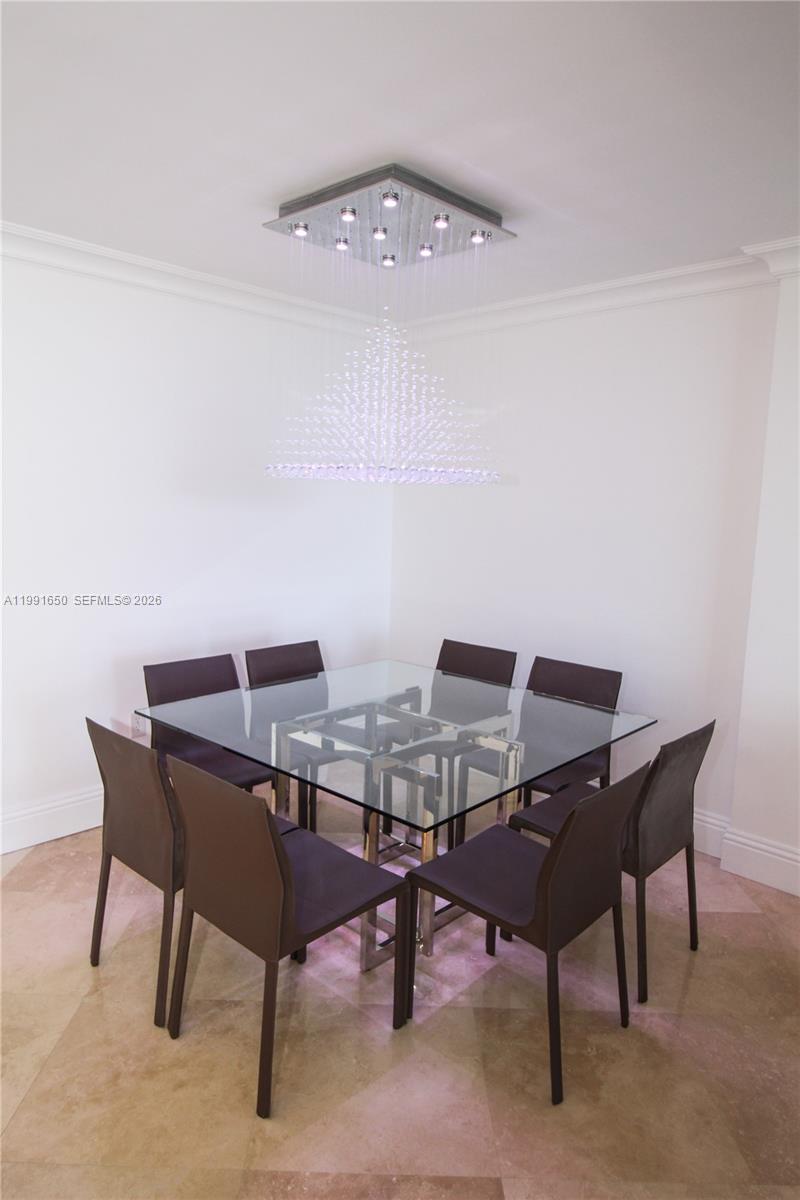 10275 Collins Ave # 833