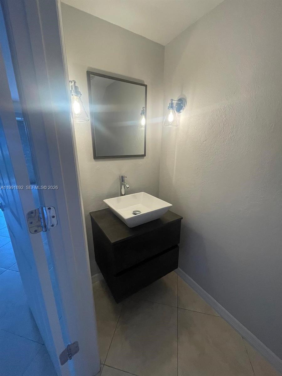 8530 W Southgate Shores Cir # 1