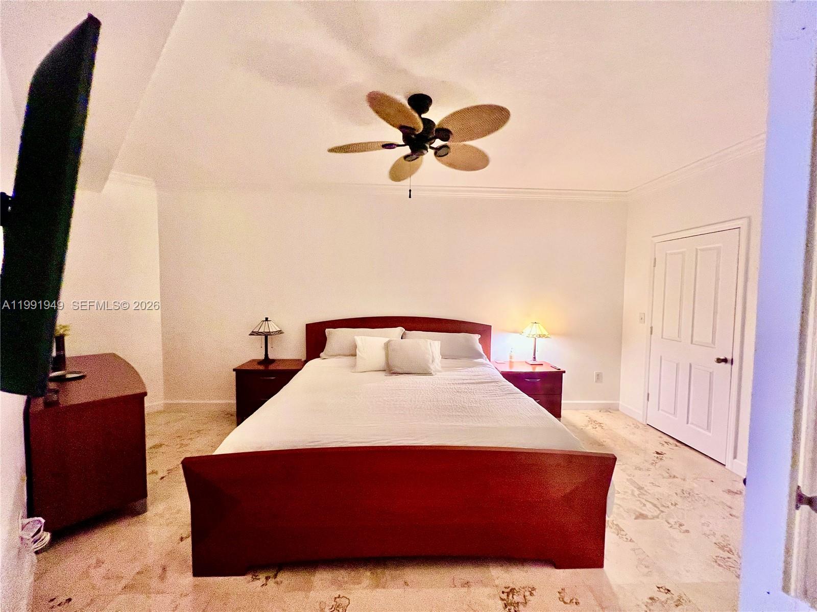 9172 Collins Ave # 305