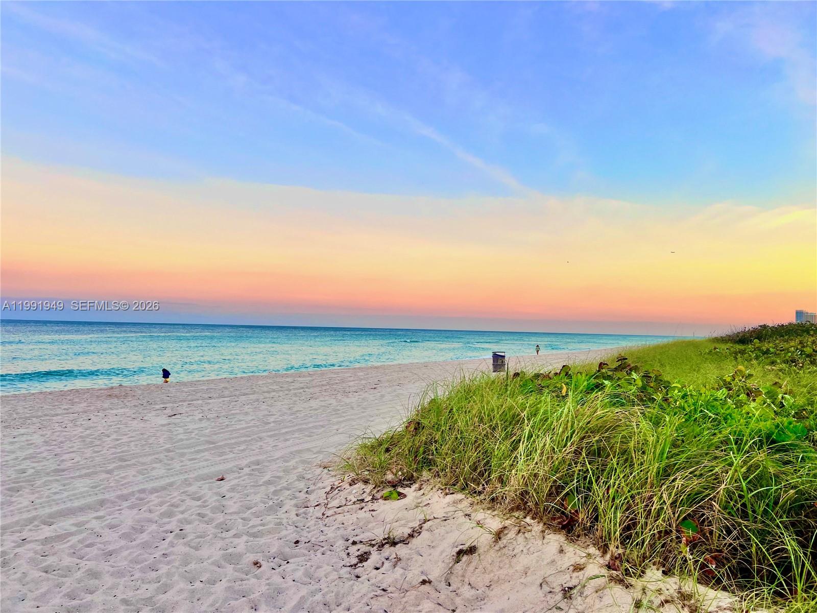 9172 Collins Ave # 305