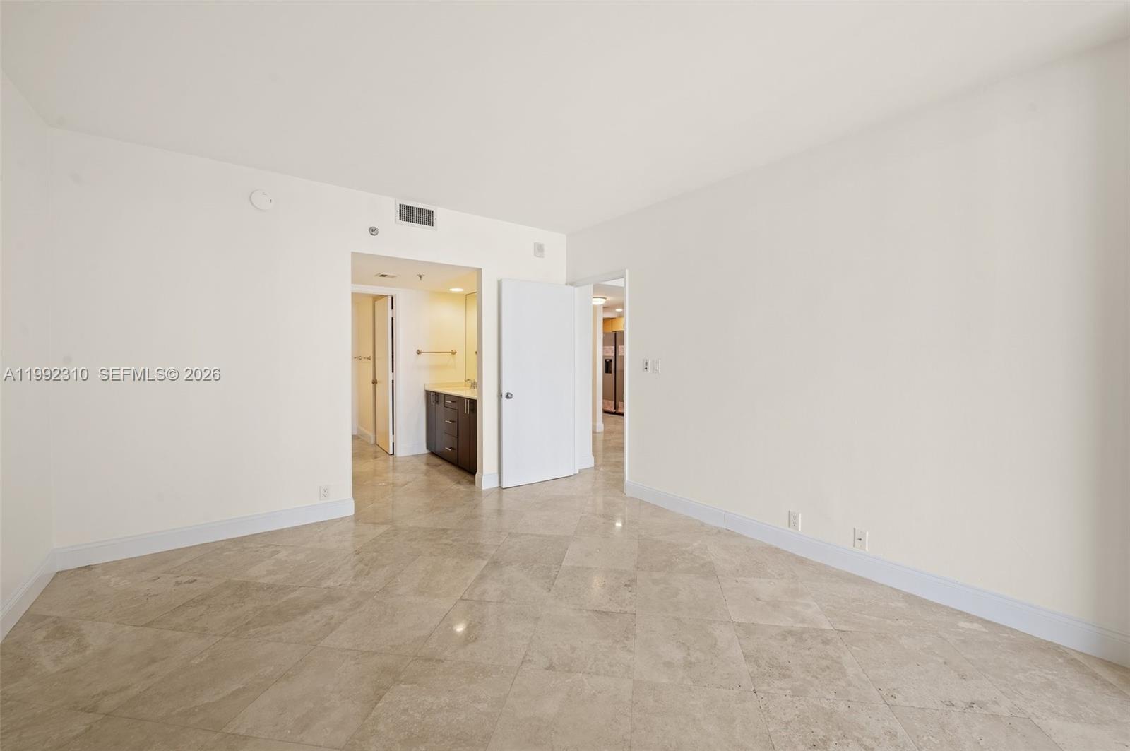 520 Brickell Key Dr # A1712