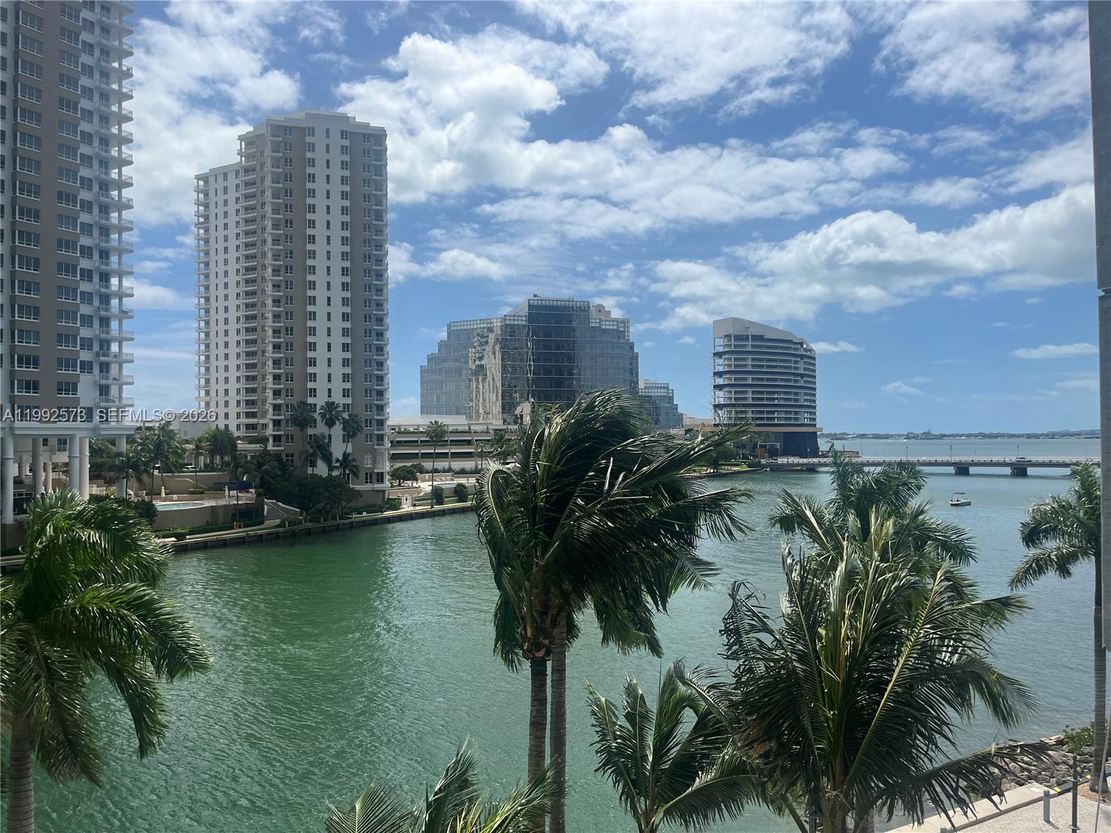 495 Brickell Ave Unit: BAY407