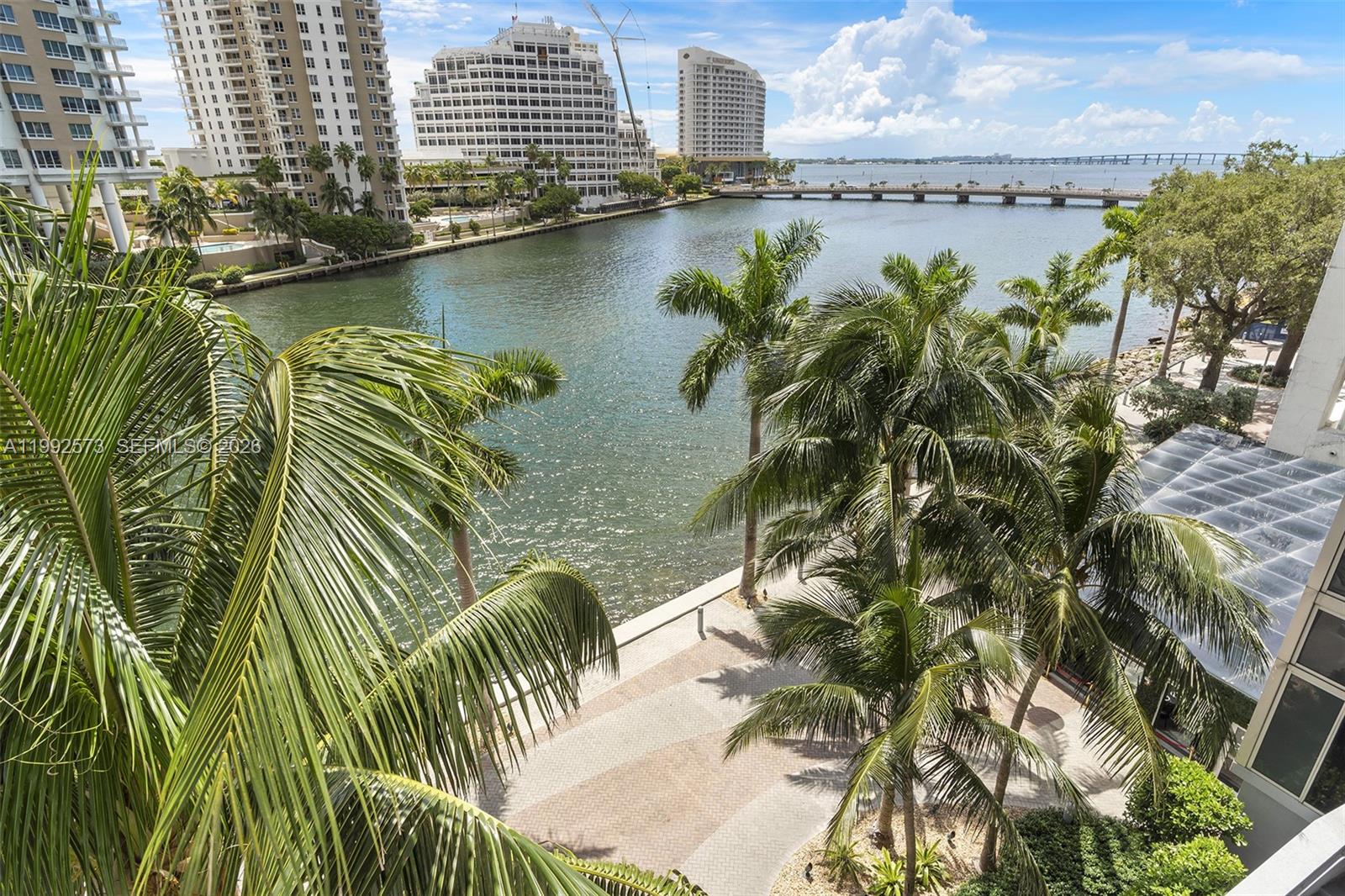 495 Brickell Ave Unit: BAY407