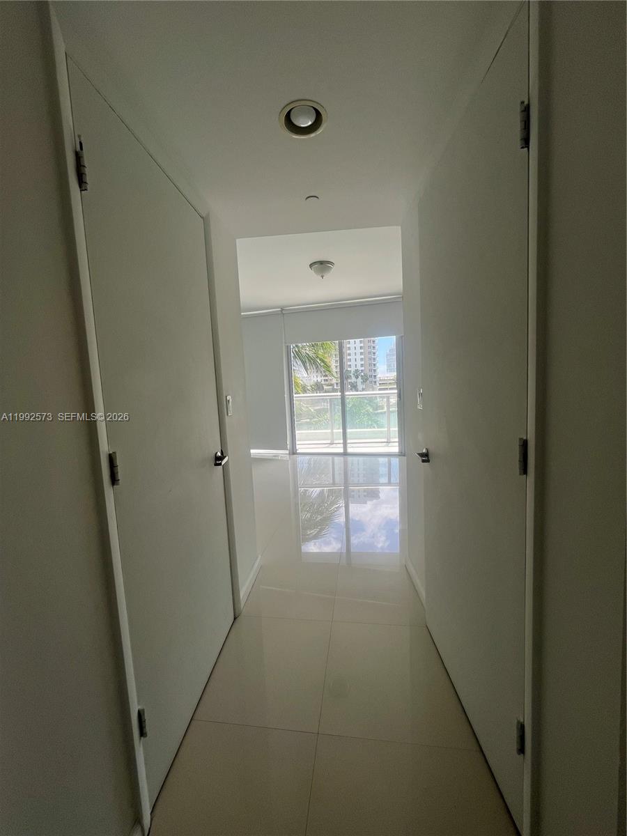 495 Brickell Ave Unit: BAY407