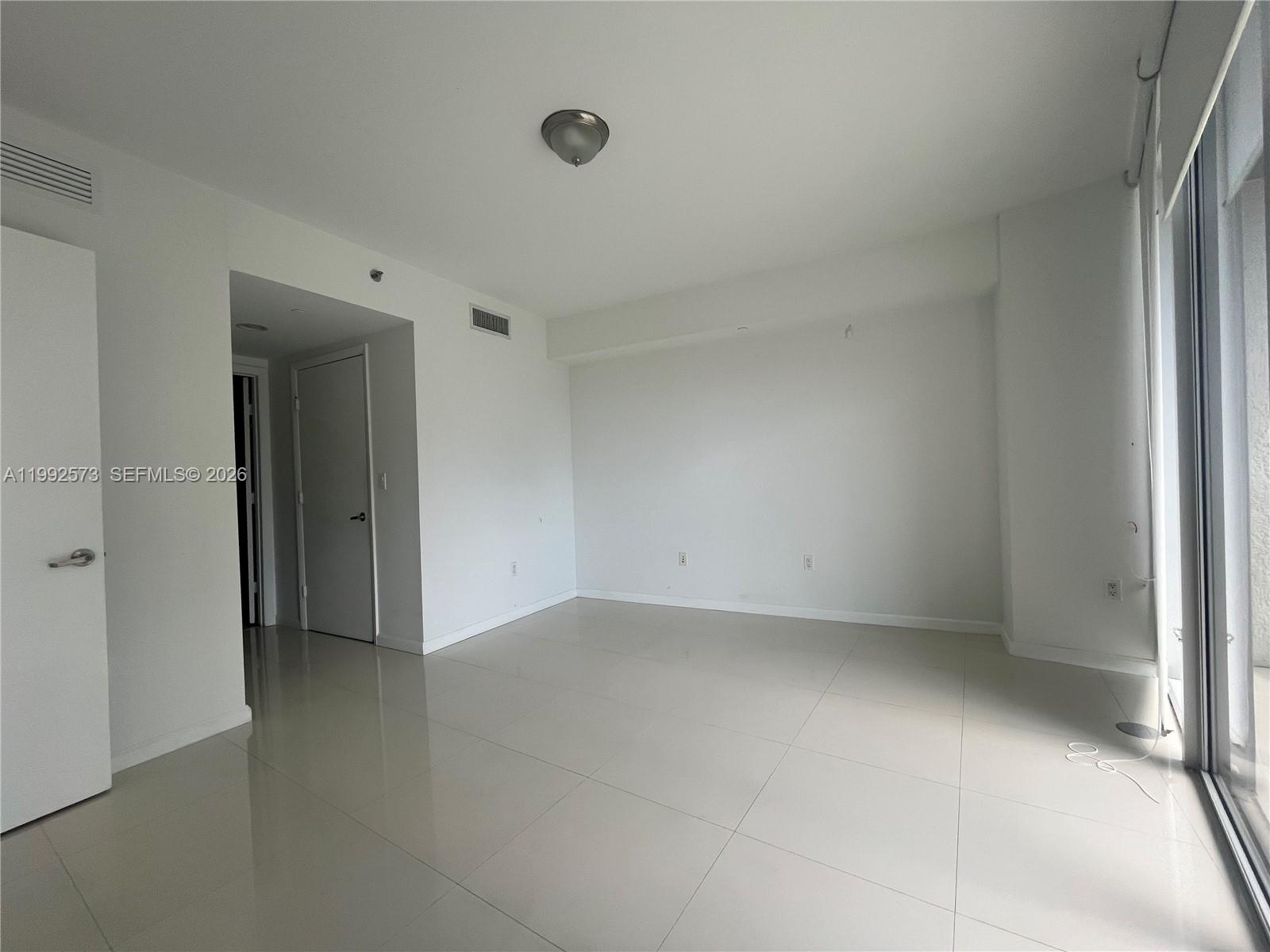 495 Brickell Ave Unit: BAY407