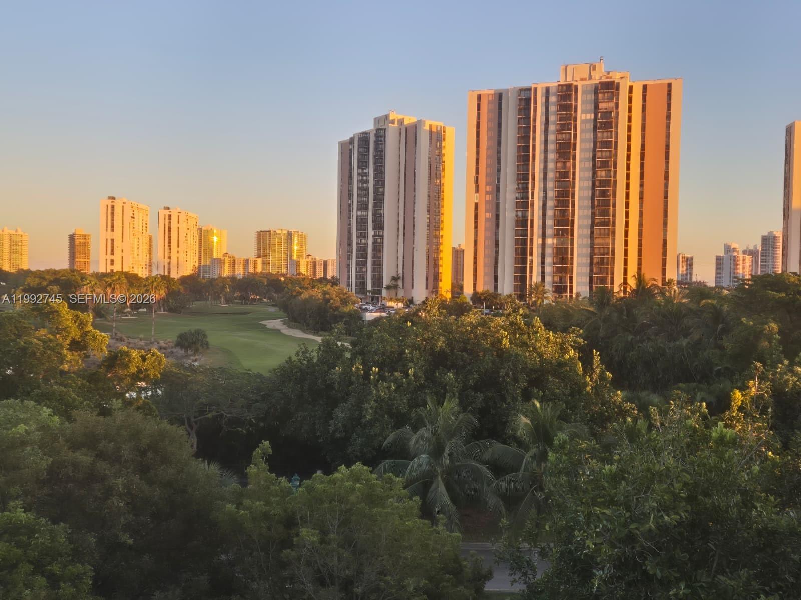 20400 W Country Club Dr # 605