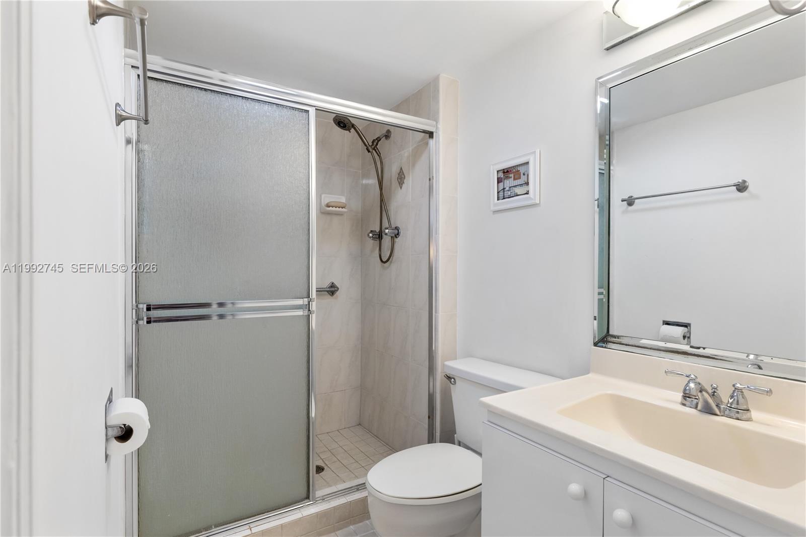 20400 W Country Club Dr # 605