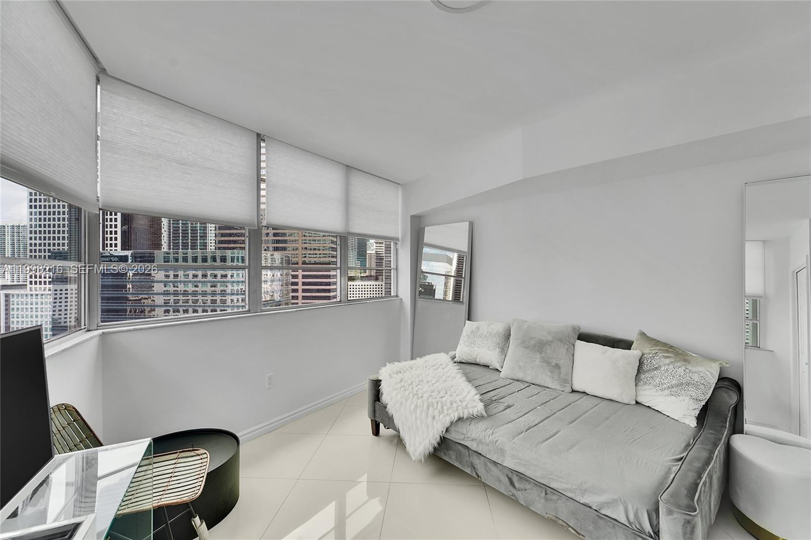 825 Brickell Bay Dr # 2048