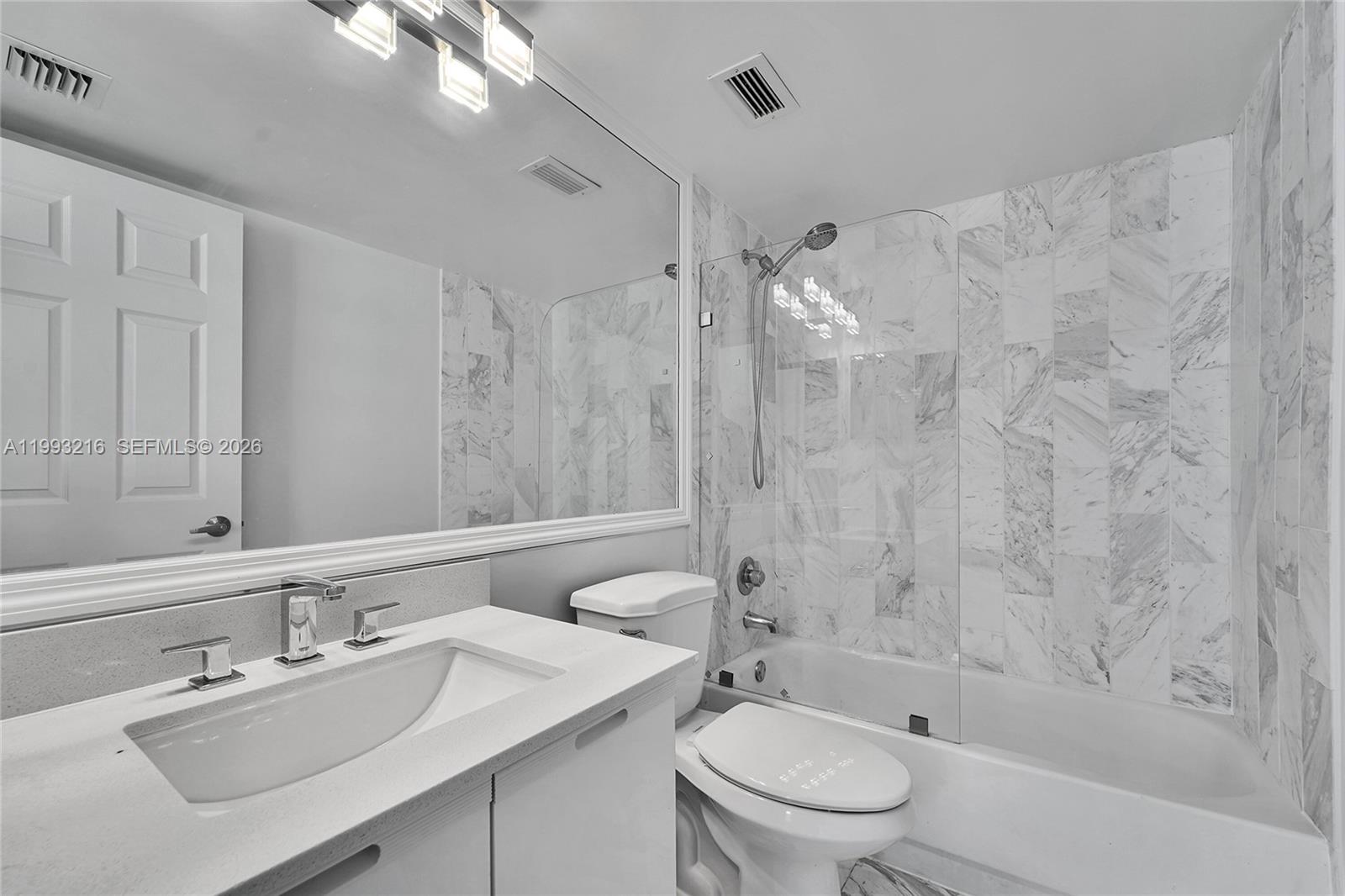 825 Brickell Bay Dr # 2048