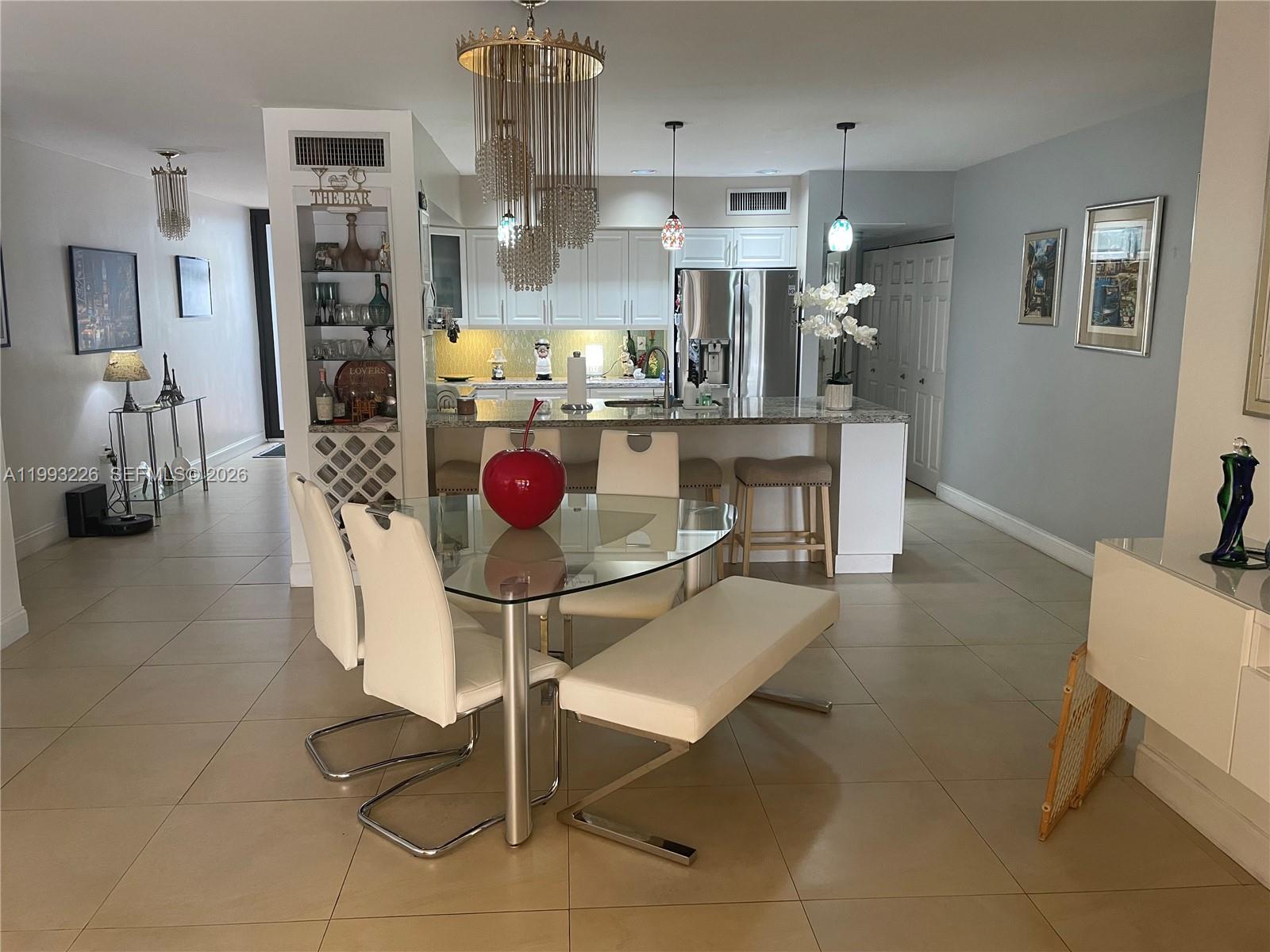 6386 N Milk Wagon Ln