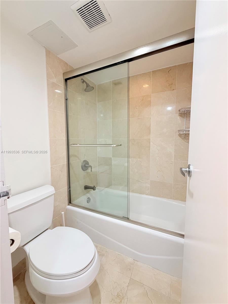 2333 Brickell Ave # 1407