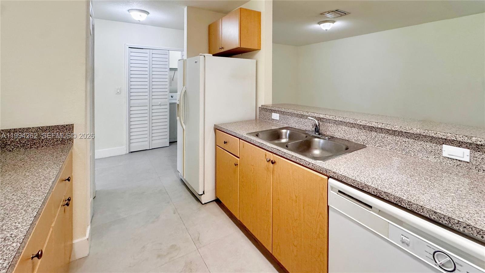 22631 SW 88th Pl # 18 Unit: 2-18