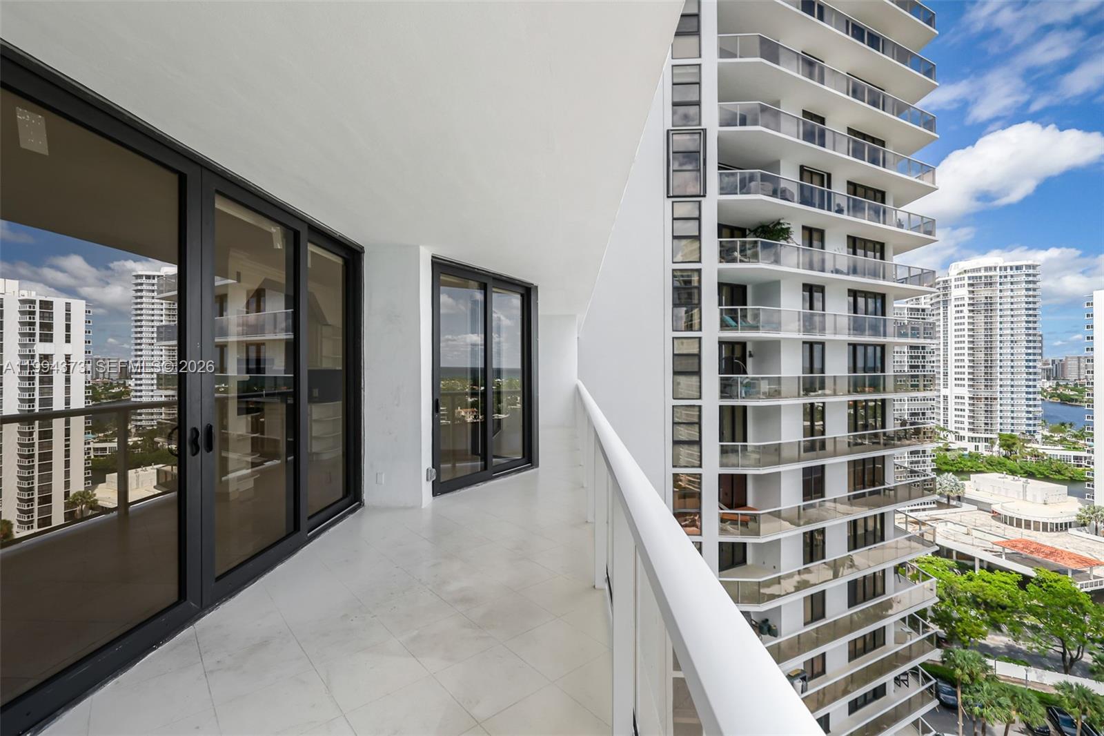 20281 E Country Club Dr # 1412