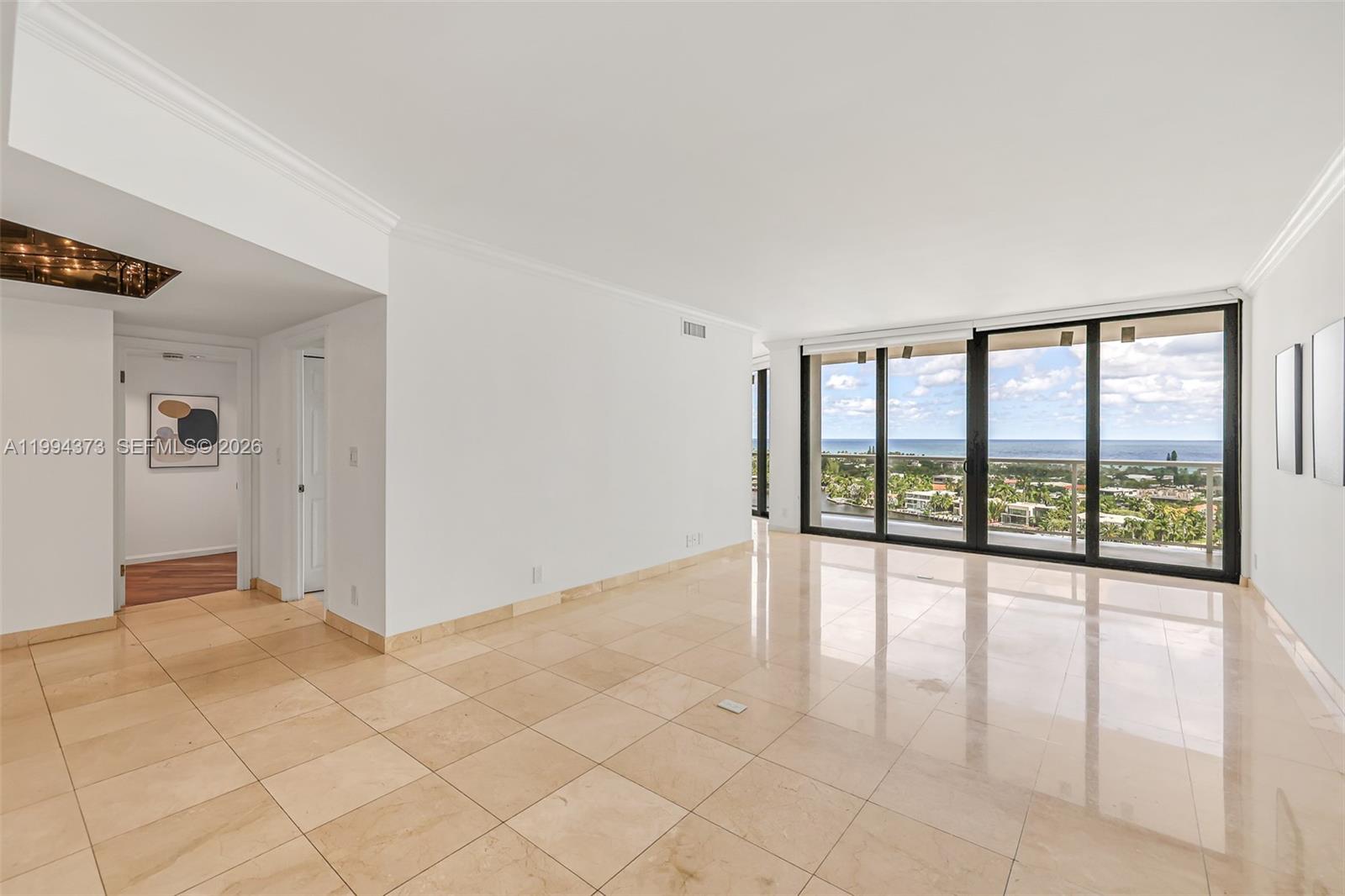 20281 E Country Club Dr # 1412